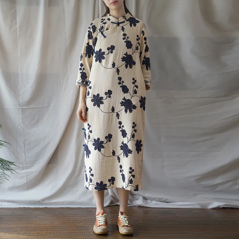 

Johnature Women Embroidery Cheongsam Stand Vintage Dress 2019 Spring New Original Women Cloths Button Cotton Chinese Dress