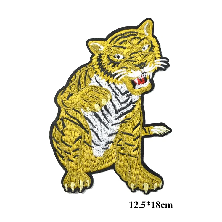 1 шт. крутые нашивки с вышитым большим тигром аппликация железная аппликация нашивки для одежды DIY Модная одежда сумки LSHB584 - Цвет: Tiger4
