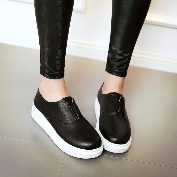 2017 spring and autumn ladies leisure thick soles black and white women ...