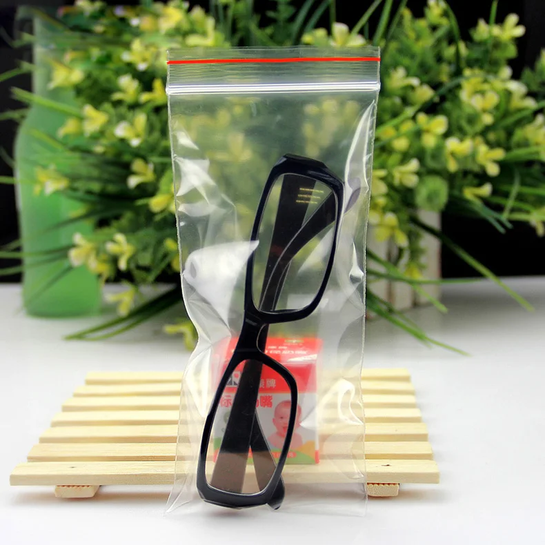 1Glasses,cell phone,horizontal,vertical,square mat,curtain,carpet,pen,ruler,keyboard,wire,stick,clothing,quilt,doll,toy,food,Sample,compact bag,sealed bag,ziplock bag, (10)