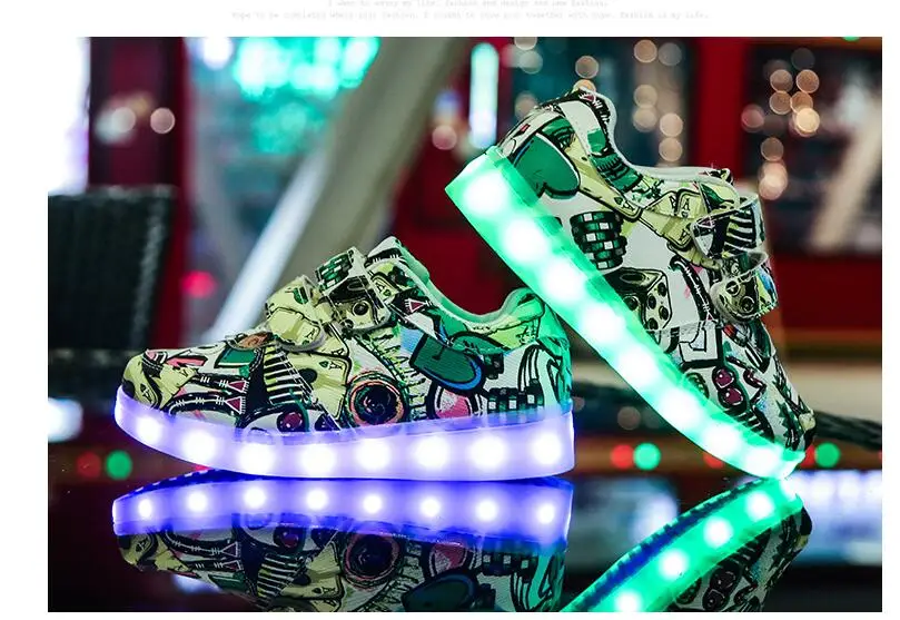 kids led shoes (42)