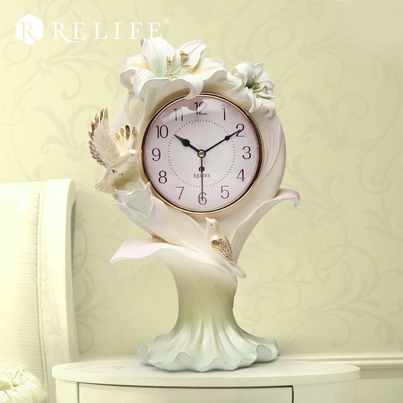 Lily Carved Decorative Mechanical Desk Clock 3D Modern Design Home Clock for Living Roomin Desk