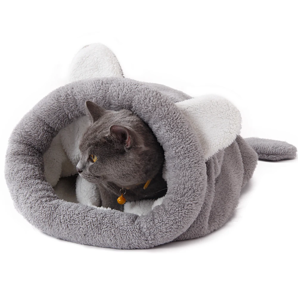 Cute, warm mouse-shaped sphynx cat bed / mat cave