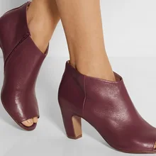Для женщин Элегантный цвета красного вина кожа Ботильоны на каблуке, с открытым носком, дизайн с изящным изгибом; короткие Ботинки на каблуке средней высоты женская обувь; женские модельные туфли; женская обувь с острым носком