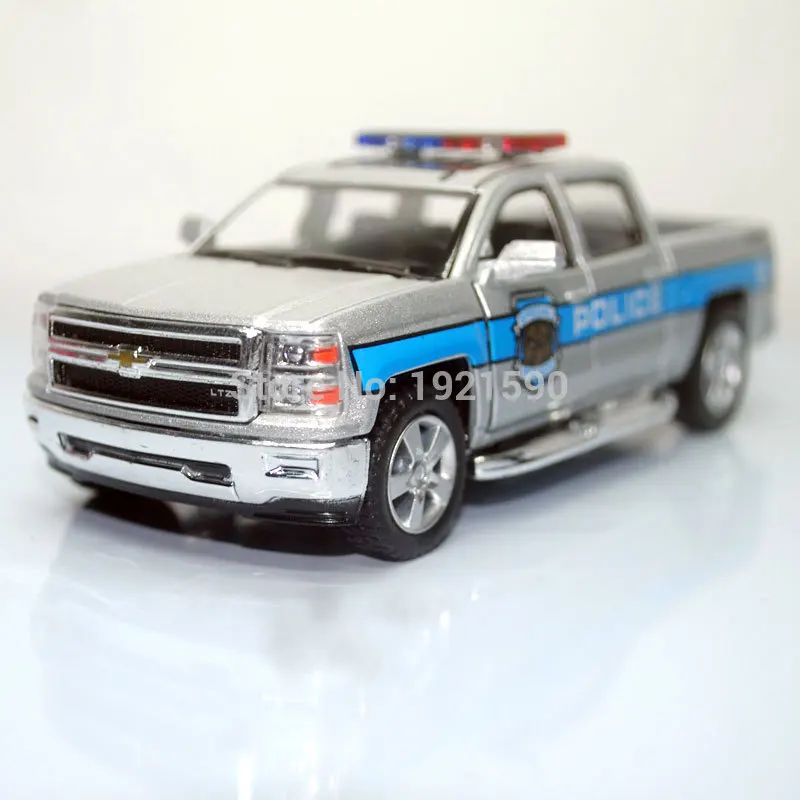 KT 1/46 масштаб автомобиля игрушки полиции Ver. 2014 Chevrolet Silverado литая под давлением металлическая модель автомобиля для подарка/детей/коллекции