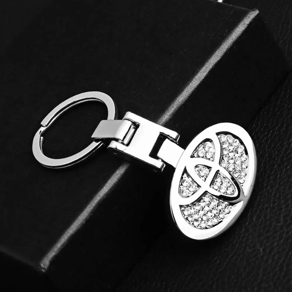 

3D Car Key Chain Accessories with Shining Crystal, Double Sided Zinc Alloy Keyring Logo Car Keychain (Toyota)