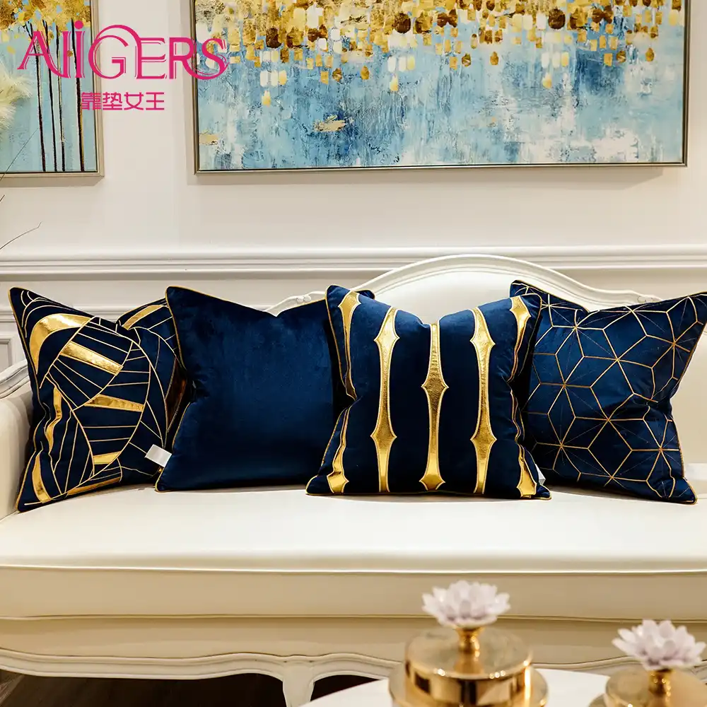 Avigers Luxury Cushion Cover with Tassels Velvet Throw Pillow Case