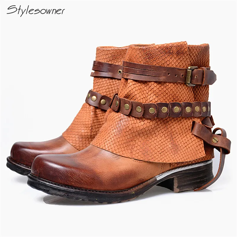 

Stylesowner Fashion British Gladiator Do Old Martin Boots For Cool Girl Motorcycle Boots Shade Color Chain Neutral Ankle Shoes