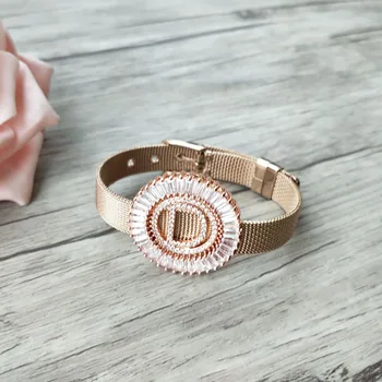 

4 Pieces Copper mirco pave cz zircon letter D Pendants,Chic circle charms big initials Strap bracelet jewelry For women BG188