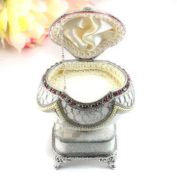 

European royal wedding gift egg Musical Jewelry Box upscale the Qixi Festival girlfriend wife preferred Christmas