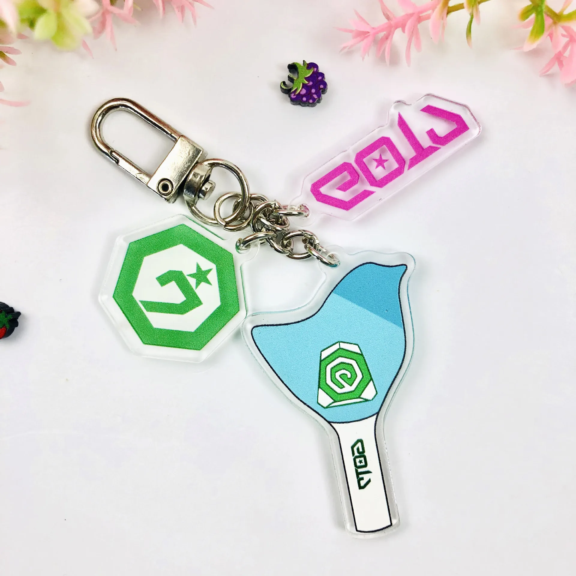 

Kpop GOT7 Lightstick Shape Transparent Acrylic Keychain GOT7 Keyring Bag Pendant GOT7 Fans Gifts Drop Shipping