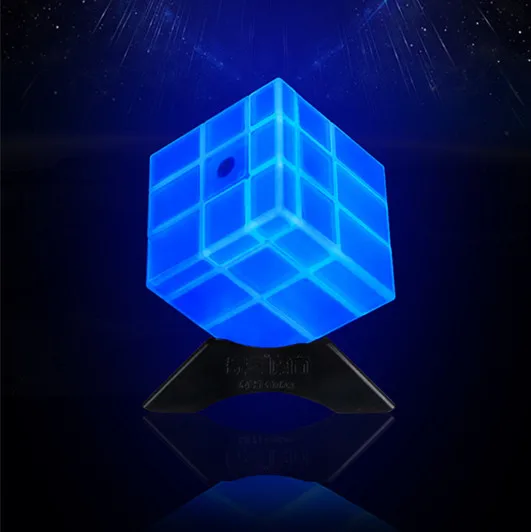

Newest Qiyi 3x3x3 Mirror Block Luminous Magic Speed Cube Puzzle Cubo Magico Professional Learning&Educational Classic Toys Cube