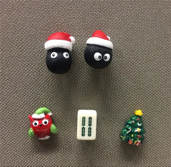 Christmas Hat Fairydust from Totoro mini pvc figures 2pcs - Buyer Show 1