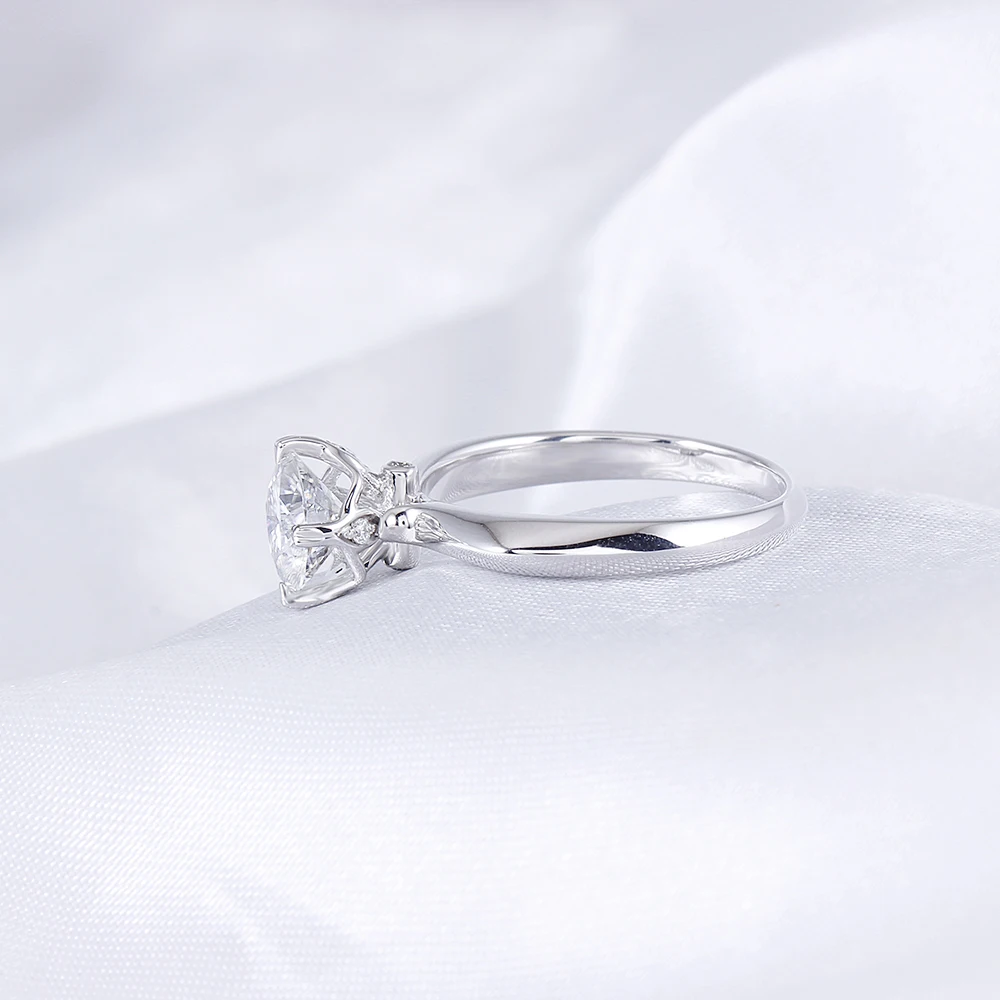 MOISSANITE ENGAGEMENT RING (7)