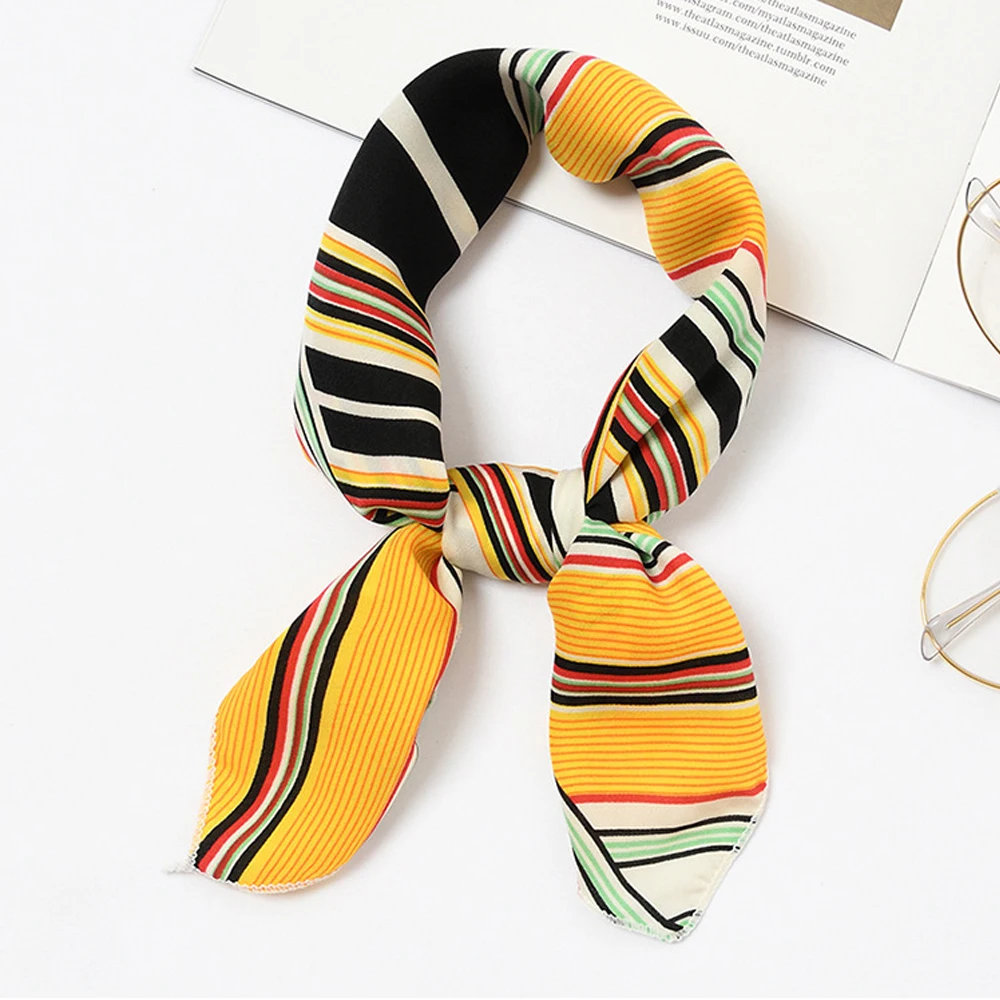 

1PC 2018New 50*50cm Women Chic Little Scarf Neckerchief Winter Warm Floral Silk Square Scarf Plain Patchwork Neckerchief Ribbons