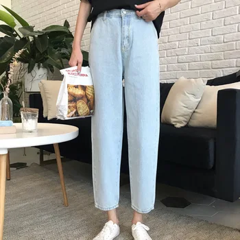 

News 2018 Casual Mom Fit Jeans Straight Loose Jeans Women Baggy Pants Trendy Womens Summer Jeans Denim Light Blue Trousers