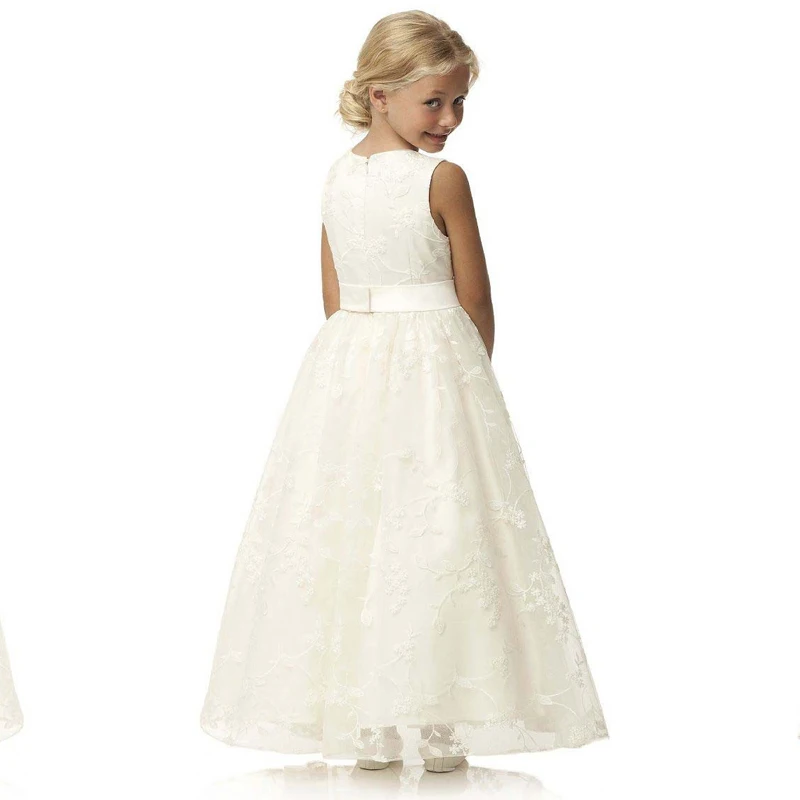 

2016 New Scoop Sleeveless Ivory Lace First Communion Dresses For Girls