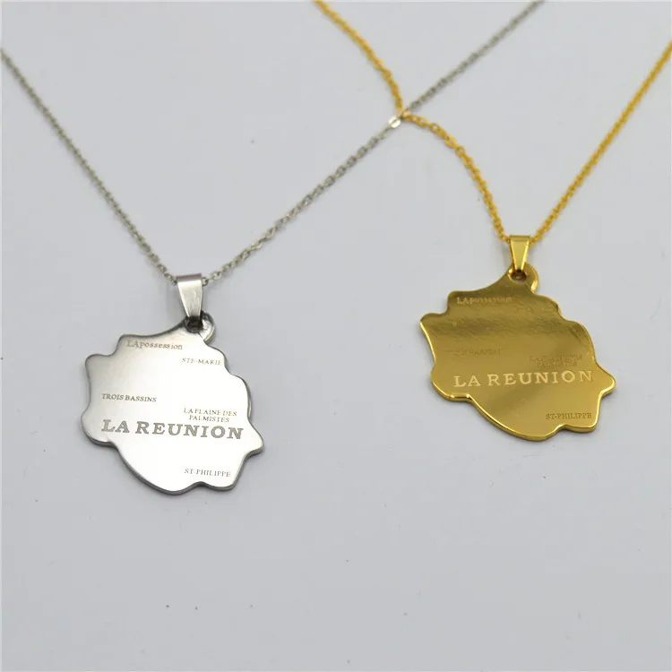 

Fashion Stainless Steel Necklace Reunion Map Pendant Necklace for Women Chains Country Map Jewelry France Reunion Island