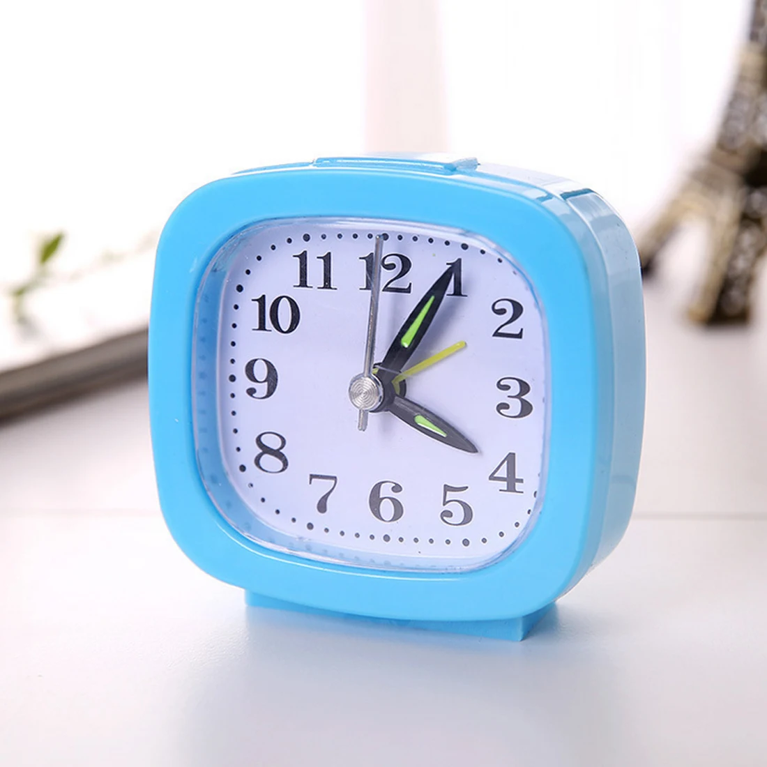 

New Despertador Simple Square Small Bed Compact Travel Quartz Beep Alarm Clock For Chidren Student Home Desk Clock 4 colors