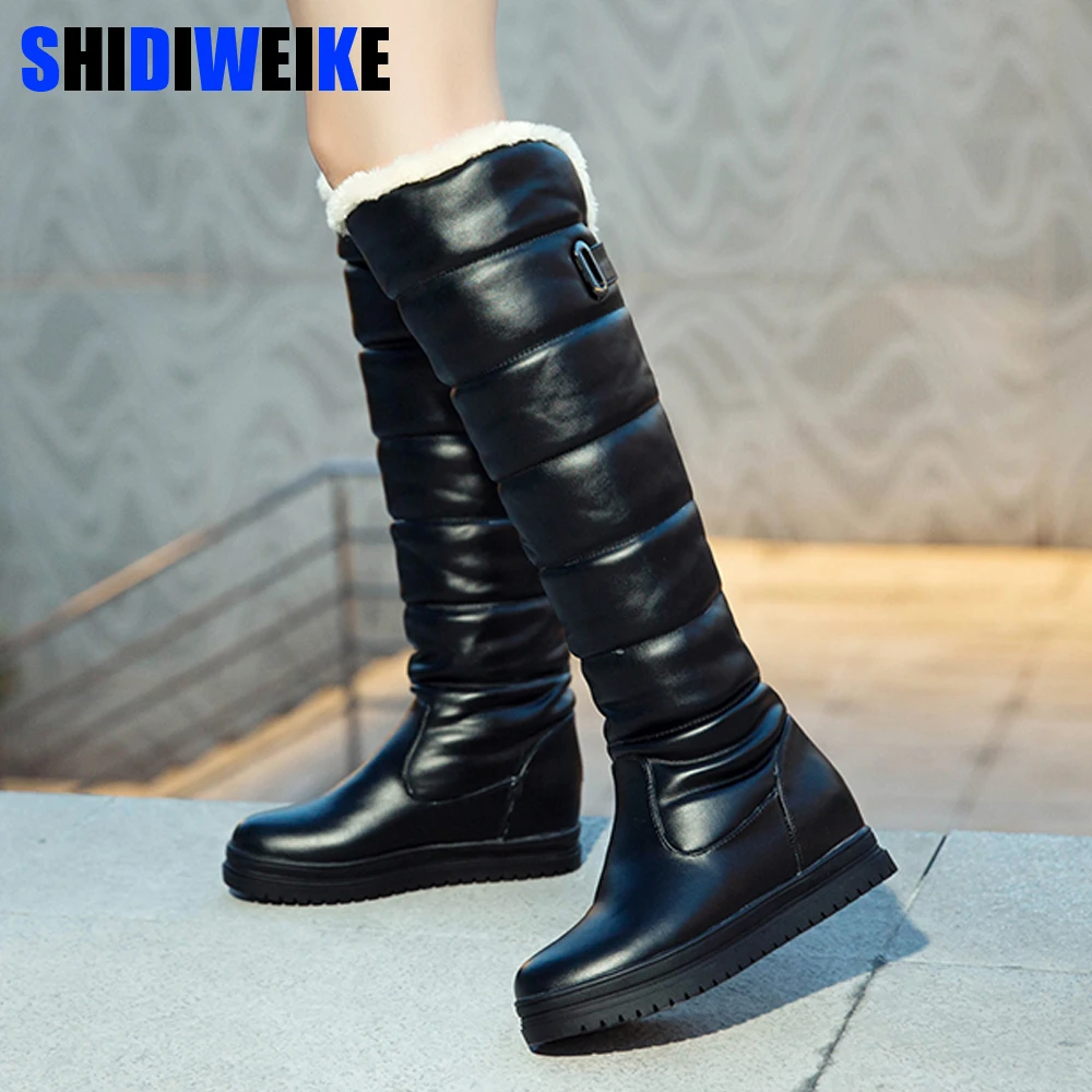 Baratos Botas de invierno de Rusia para mujer botas altas hasta la rodilla de punta redonda de piel de las señoras de moda muslo botas de nieve zapatos impermeables botas n318
