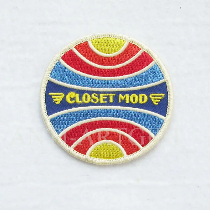 

Custom Round Logo Embroidery Patches Merrow 3'' multiple color Rainbow Patch
