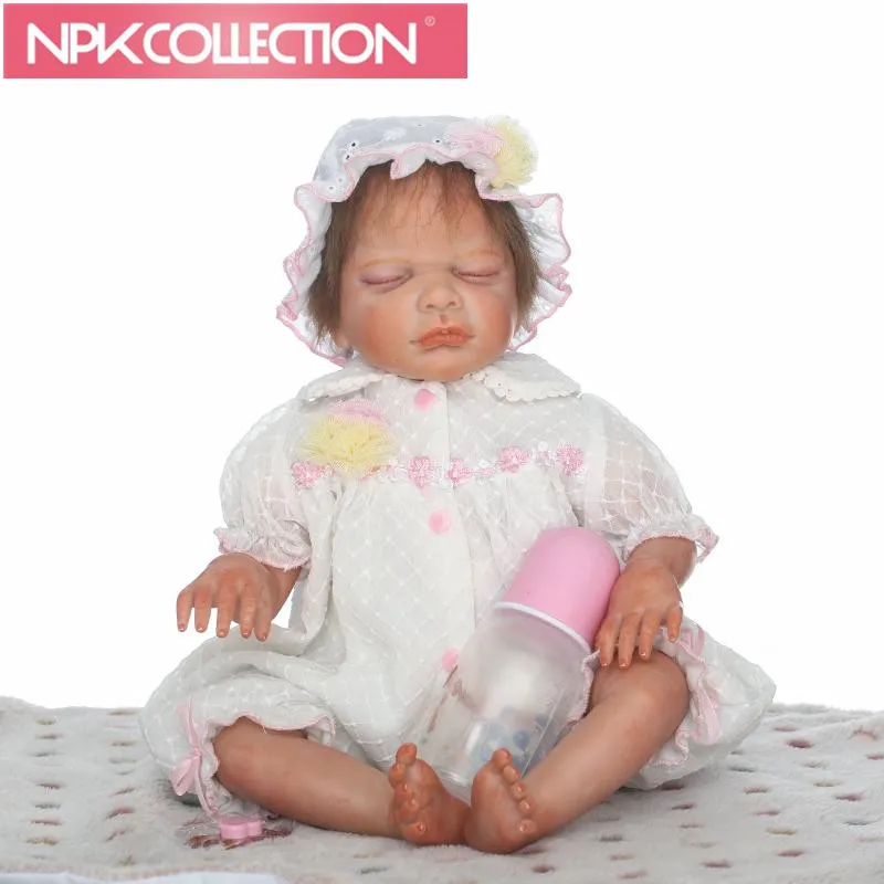 

Super Realistic High Quality 19 Inch Reborn Baby Doll Lifelike Sleeping Silicone Closed Eyes Toys For Girls Kids Fashion Boencas