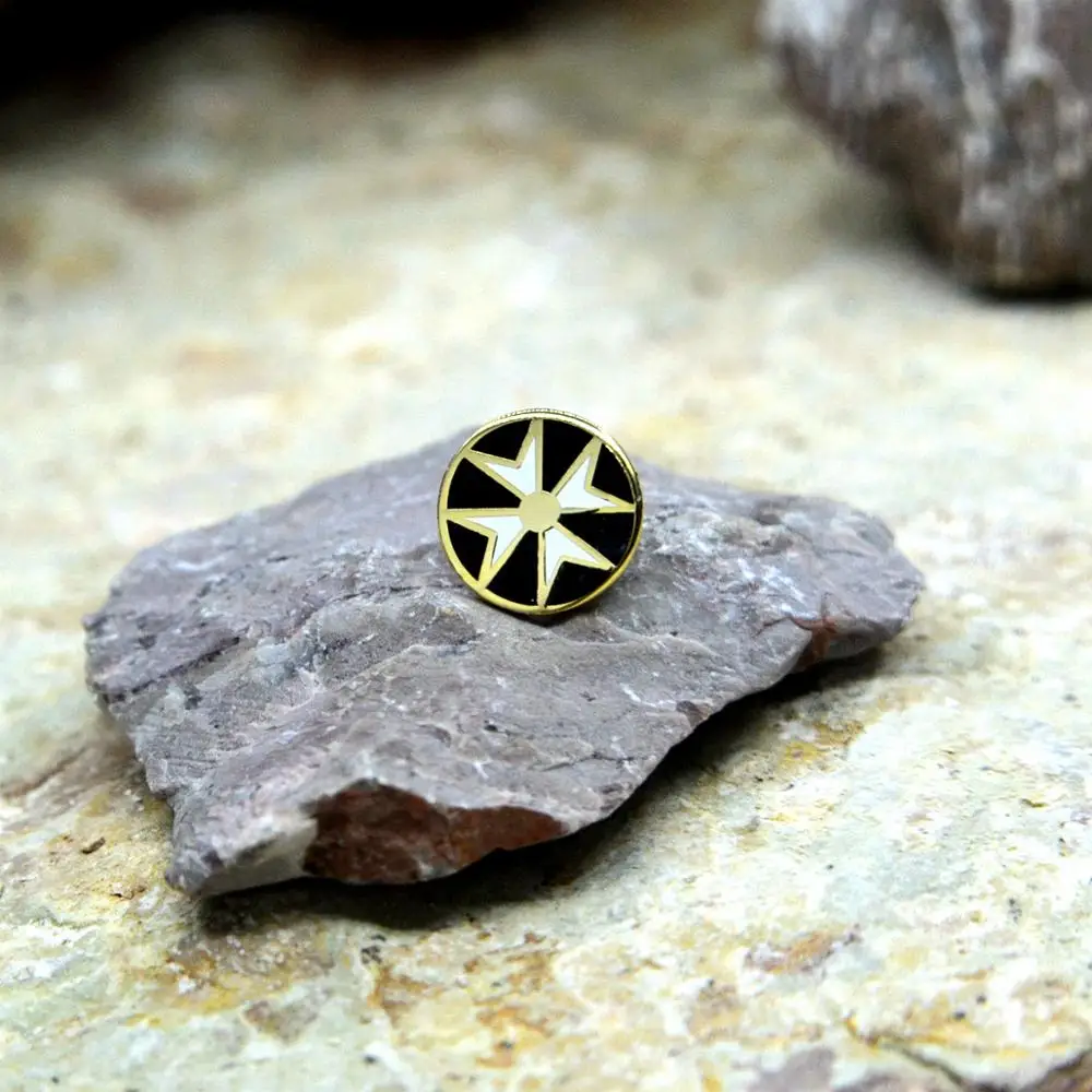 

Masonic Lapel Pins Badge Mason Freemason B57 Black Cross Knights Templar order of Knights of Malta1CM