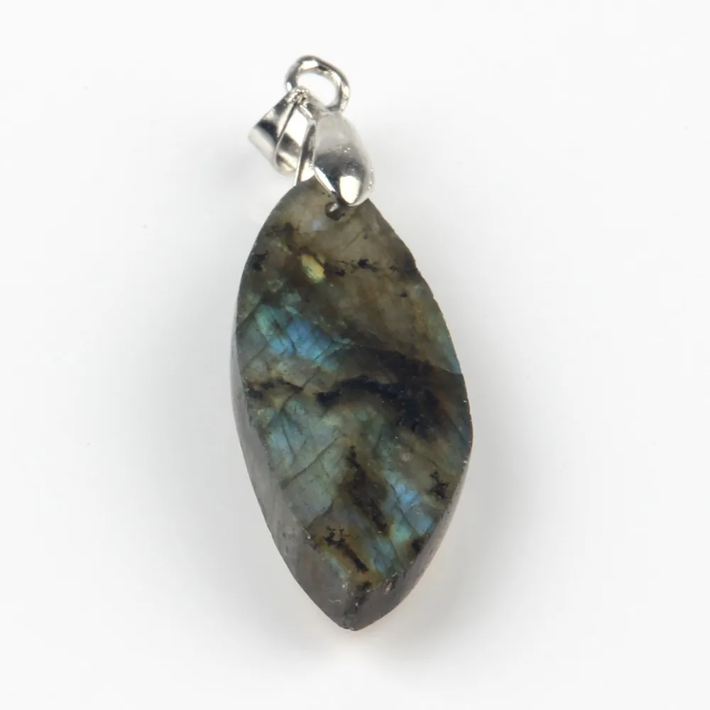 

1PC Natural Irregular Labradorite Crystal Pendants Stone Pendulum Spiritual Meditation Chakra Healing Reiki Beads Random Size