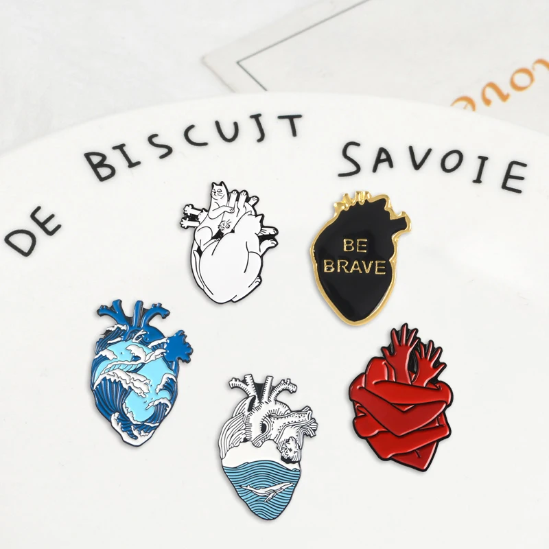 

Human heart series Denim Enamel pins Multi-element combination punk style Badges Brooches Gifts for Friends Jewelry wholesale
