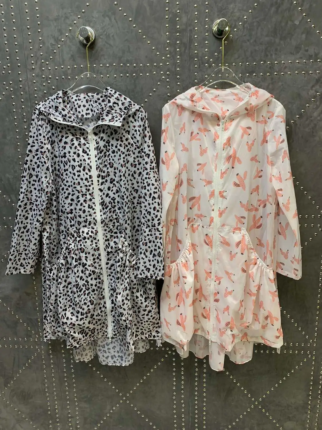 

2019 summer new print hooded windbreaker long section sun protection clothing doll A word version 0604
