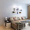 Papel tapiz de rayas verticales de flocado fino para sala de estar, Fondo de sofá de tela no tejida, rollo de papel tapiz de decoración para el hogar, color gris y plateado ► Foto 3/4