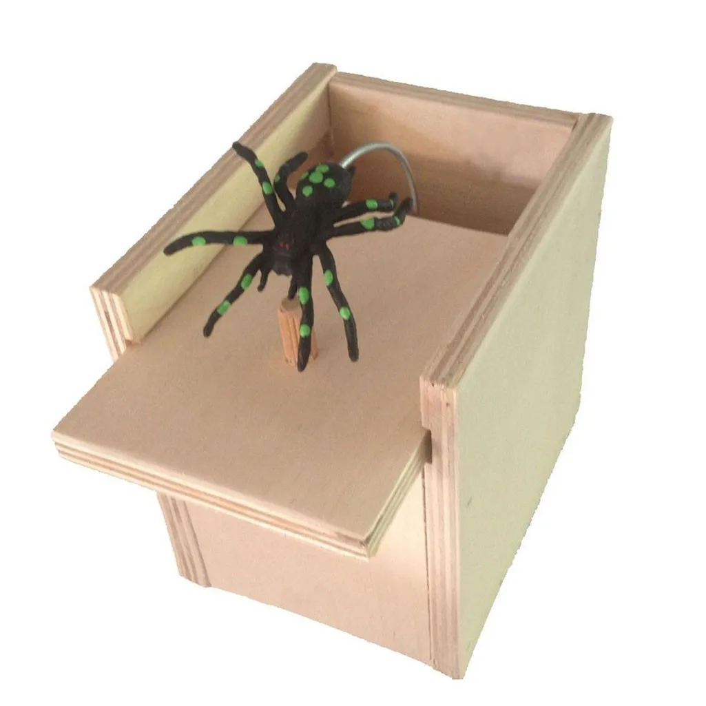 

Prank Box Gags Practical Jokes April Fool's Day Spoof Funny Scare Small Wooden Box Spider Scary Girls Funny Toys T6#