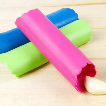 

New Creative Silicone Garlic Peeler Vegetable Peeler Practical Kitchen Gadget Garlic Stripper Tube Peeling Garlic Peeling