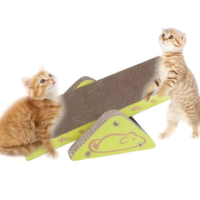 s shaped scratching post