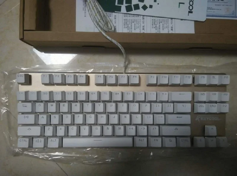 Illuminous TKL keycool 87 multicolor backlight LED translucent mechanical keyboard backlit kailh mx brown game keyboards dota Illuminous TKL keycool 87 multicolor backlight LED translucent mechanical keyboard backlit kailh mx brown game keyboards dota