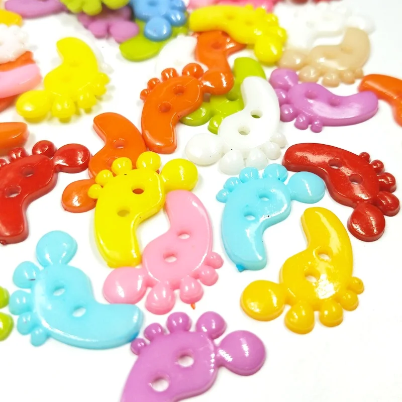 

100pcs 22mmx18mm Mix Colors New Plastic Feet Flatback 2-holes DIY Scrapbooking Children's Apparel Sewing Accessories