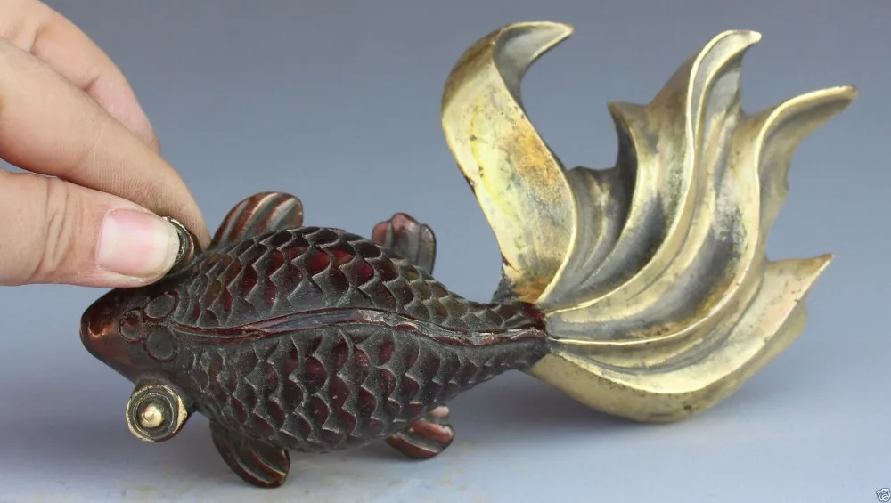 18CM China Bronze Gilt Fengshui Folk Ocean Animal Fish Goldfish Statue