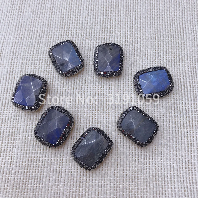 

Europe and the United States is simple individual character joker adorns restoring ancient ways blue pendant