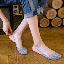 Четыре пары женских невидимых носков, кружевные подтяжки с очень мелким нескользящим высоким каблуком, аксессуары для офисных леди на выбор