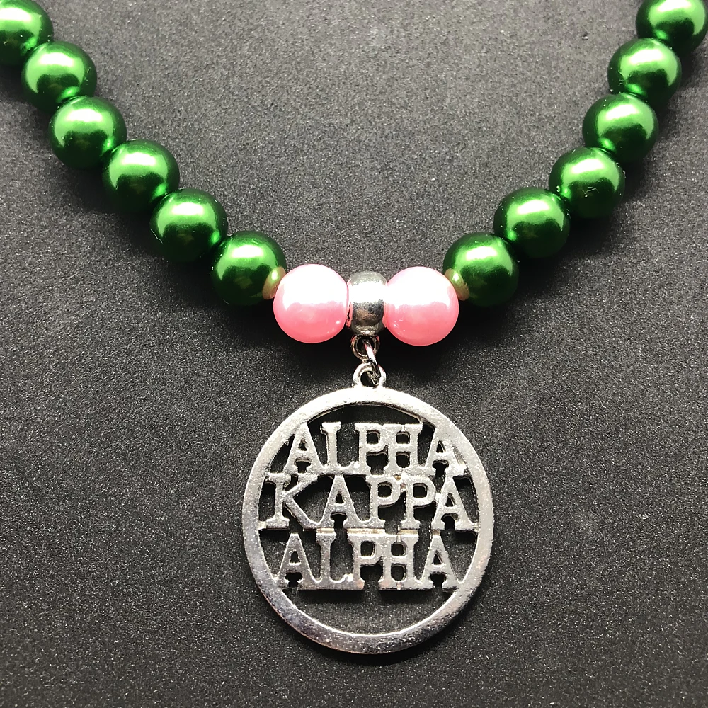 Exquisite AKA sorority society ALPHA K ALPHA metal pendant green pink simulation pearl necklace