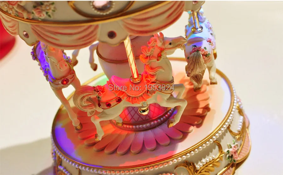 carousel music box (22).jpg