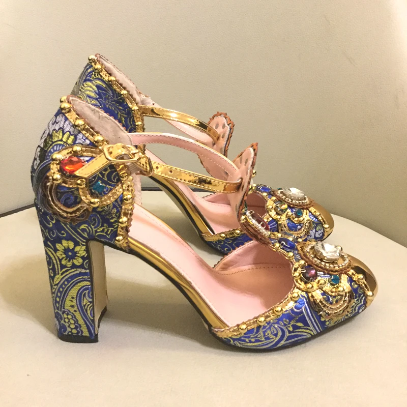 

Spring Summer Rhinestone Shoes Women Embroidery Flower Jewelled Diamond High Heels Pumps Bridal Crystal Metal Wedding Shoes