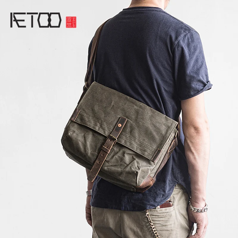 

AETOO Men's Oil wax canvas crossbody bag Literary shoulder pack