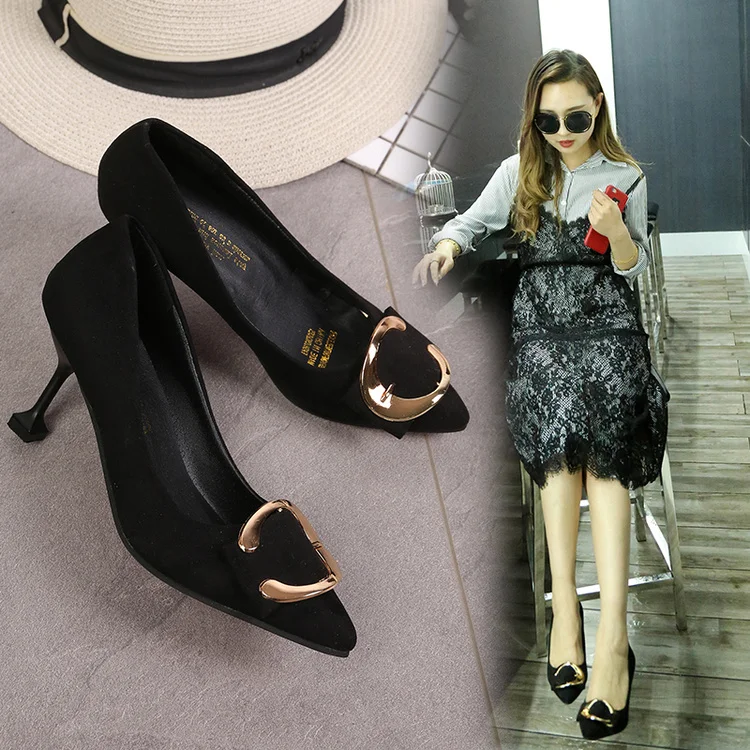 

2019 new Korean version of the black pointed shallow mouth 8CM high heels fashion wild sexy high-heeled shoes.
