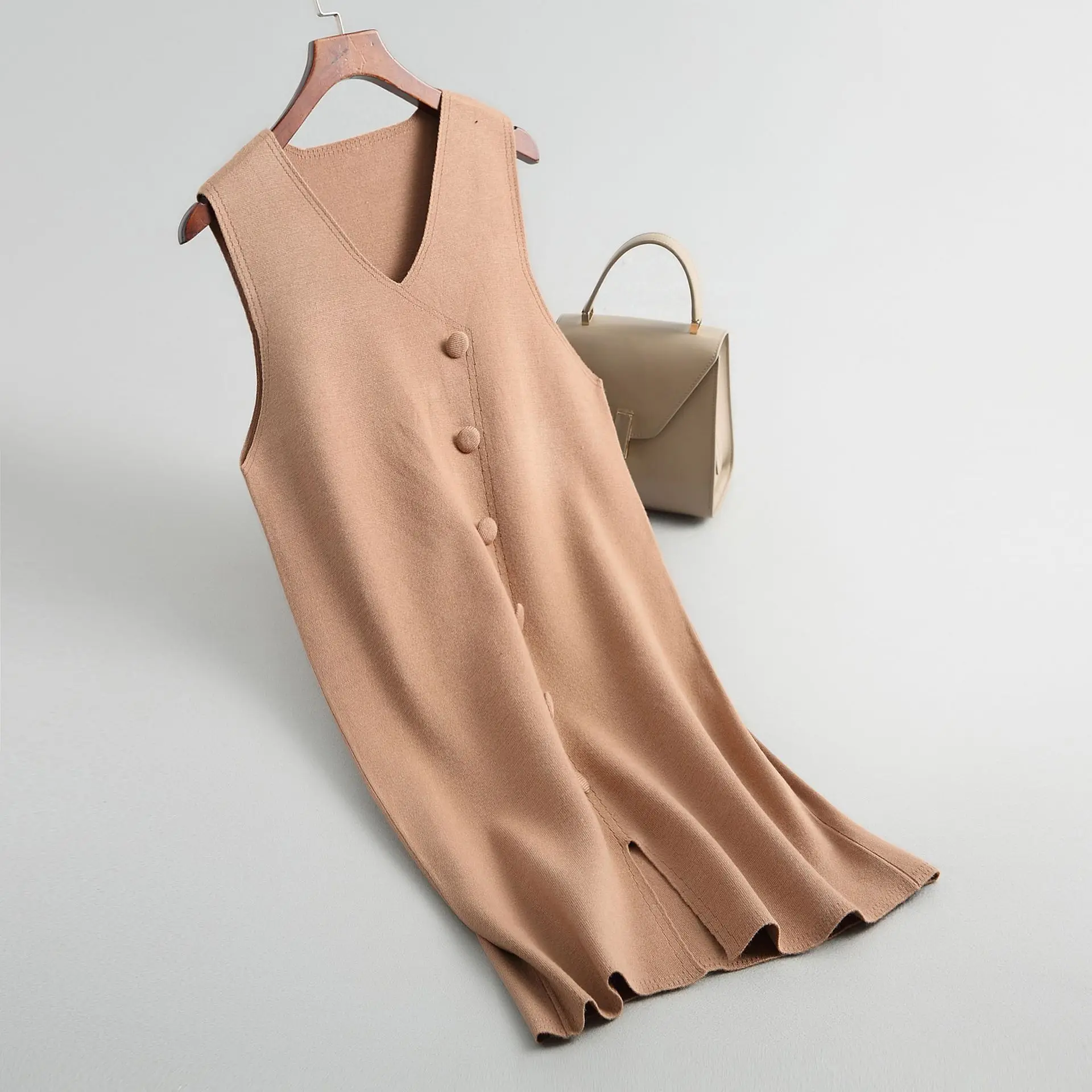 

Shuchan Knitted Vest Sleeveless Sweater For Women 2018 Autumn Fall Winter Button Long Style Solid Color Casaco Feminino 9-1871