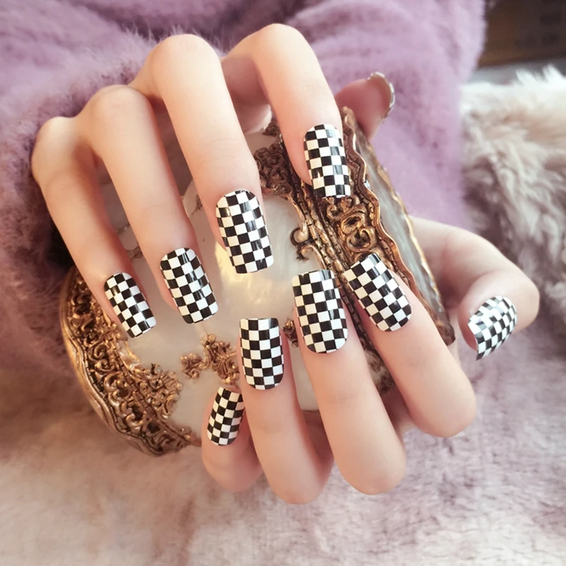 Flat Long False Nails Black White Grid Acrylic Fake Nails Shiny Surface
