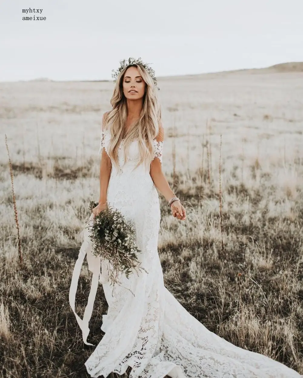

Rustic Mermaid Boho Cheap Wedding Dress 2019 Short Sleeves Sexy Backless Bohemian Wedding Dresses For Summer Beach Bridal Gowns