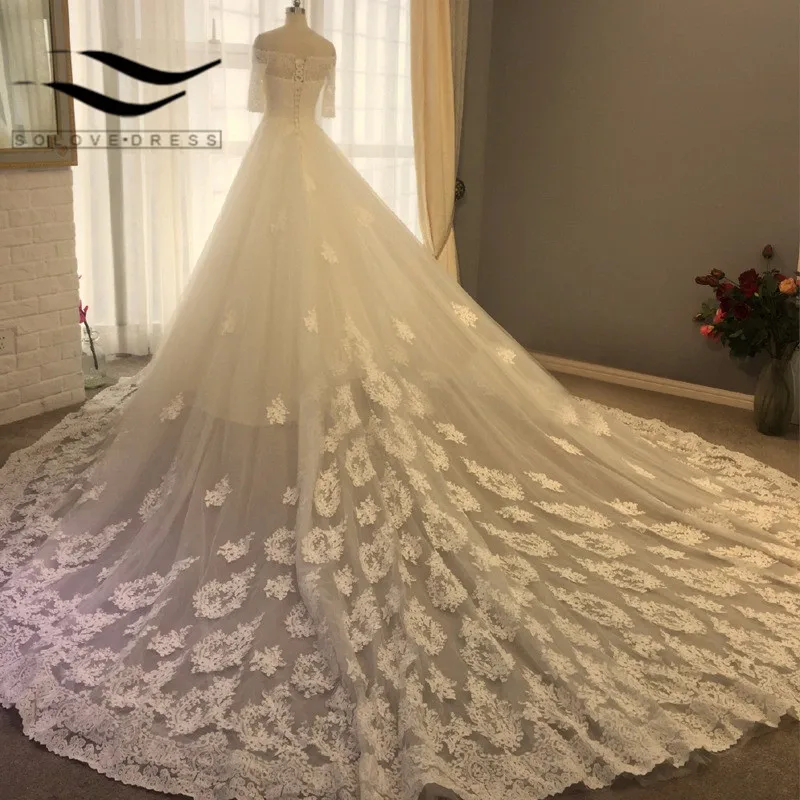 

Real Sample 2019 Lace Boat Neck Half Sleeves Lace up back Wedding dresses Bridal Gown Court Train Wedding dress Bride Dress