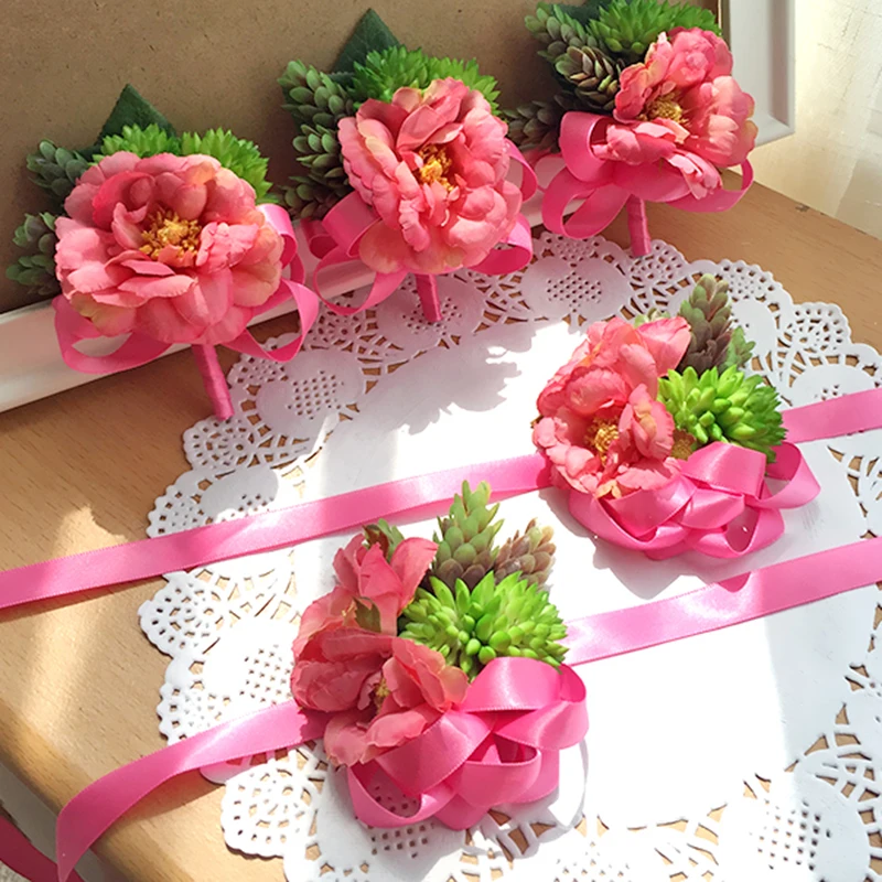 wrist corsage