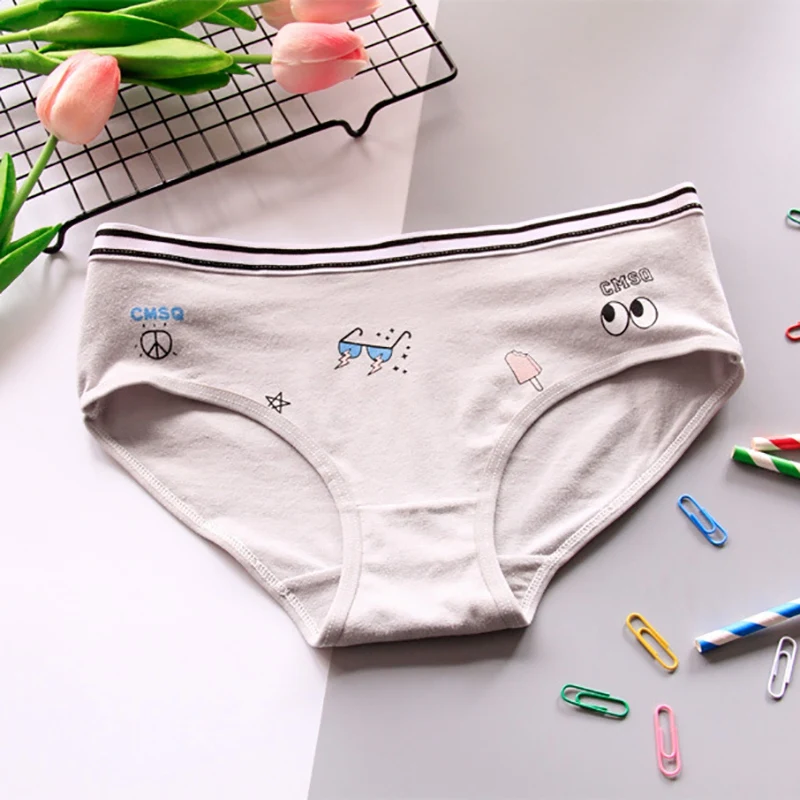 Women Cute Cartoon Print Mid Waist Panties Sexy Fashion Cotton Comfortable Briefs Underwear High Quality Women Panties 2019 Hot
